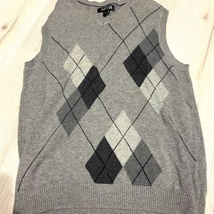 Argyle sweater vest - excellent condition